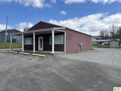 /international/us/103-ralph-edwards-road-edmonton-ky-110107460851/