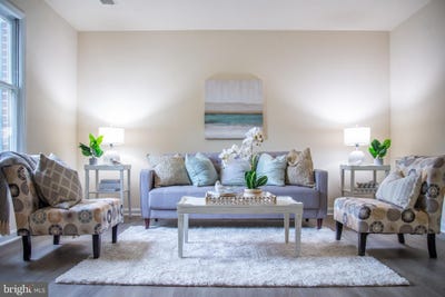 /international/us/208-farrell-lane-fredericksburg-va-110100428484/