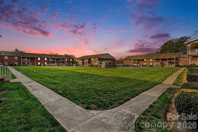 /international/us/103-carriage-house-drive-kannapolis-nc-110106341690/