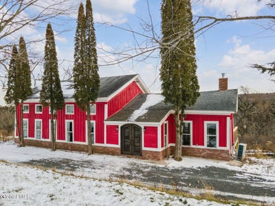 /international/us/320-merchant-road-jefferson-ny-110108694556/