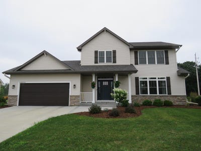 /international/us/w195n17212-english-oaks-drive-jackson-wi-110100809161/?lang=zh-tw