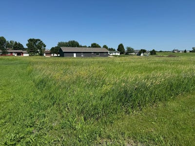 /international/us/elmwood-dr-sisseton-sd-110089596633/