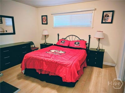 /international/us/250-little-street-athens-ga-110107157125/