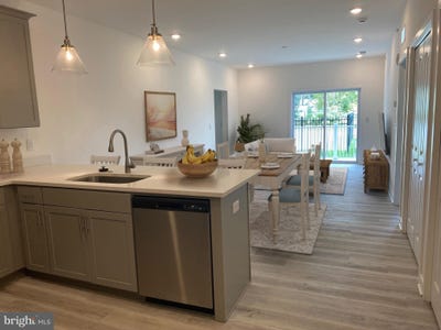 /international/us/33530-old-salt-lane-lewes-de-110108295422/