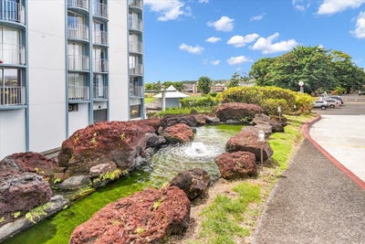 /international/us/101-hilo-lagoon-centre-hilo-hi-110107832702/