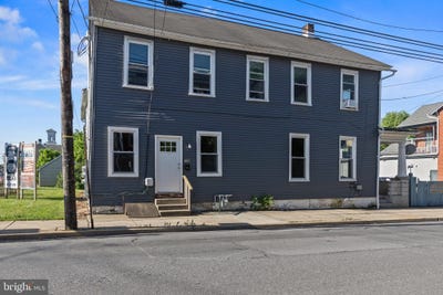 /international/us/106-w-main-avenue-myerstown-pa-110108426752/