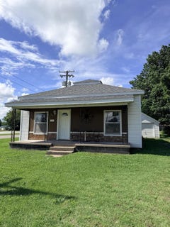 /international/us/514-maple-street-greenfield-mo-110108396524/