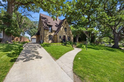 /international/us/41-hamilton-avenue-elgin-il-110120085385/