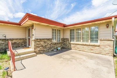 /international/us/1327-hiawatha-trl-sioux-city-ia-110107926251/