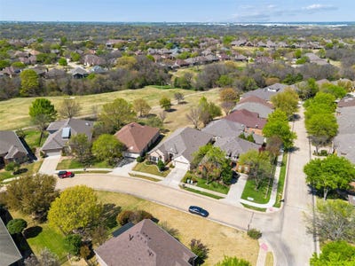 /international/us/379-southern-hills-drive-fairview-tx-110120512812/