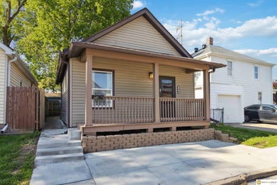 /international/us/2619-rees-street-omaha-ne-110099240328/