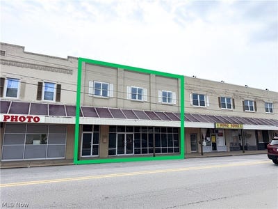 /international/us/3236-main-street-weirton-wv-110107601692/