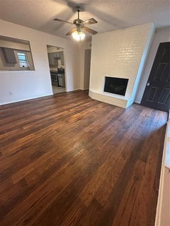 /international/us/2017-oakwood-court-arlington-tx-110100964467/