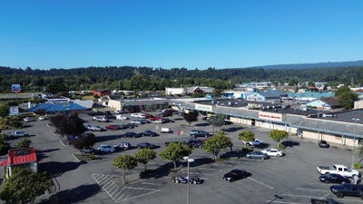 /international/us/5000-valley-w-boulevard-arcata-ca-110100583512/