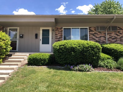 /international/us/25136-potomac-drive-south-lyon-mi-110108579521/