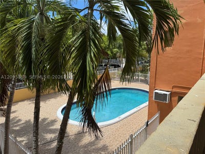 /international/us/1851-ne-168th-st-north-miami-beach-fl-110110332900/