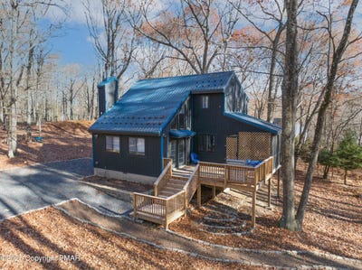 /international/us/226-robin-court-bushkill-pa-110097568784/