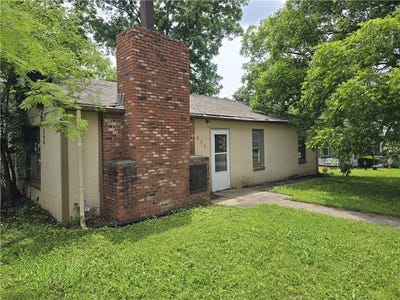 /international/us/107-w-6-street-urich-mo-110100199170/?lang=zh-cn
