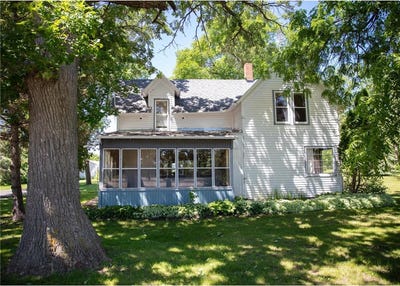 /international/us/4004-dakota-street-alexandria-mn-110092624926/