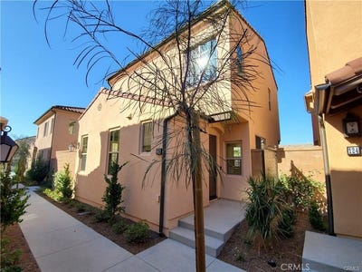 /international/us/126-messenger-irvine-ca-110120497229/