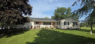 /international/us/5375-babcock-road-lexington-mi-110108774394/