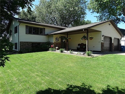 /international/us/810-terrace-drive-rice-lake-wi-110100561679/