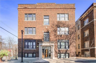 /international/us/1901-stevens-avenue-minneapolis-mn-110106717216/