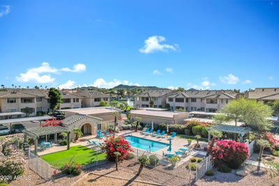 /international/us/16013-s-desert-foothills-parkway-phoenix-az-110106148433/
