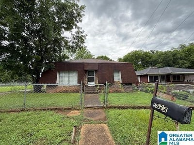 /international/us/5824-underwood-avenue-birmingham-al-110100393001/