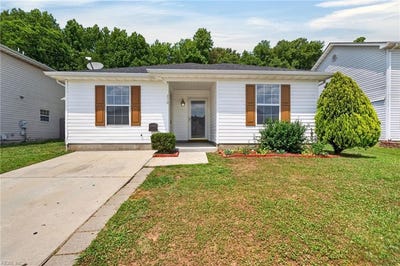 /international/us/310-greenfield-crescent-suffolk-va-110108233679/