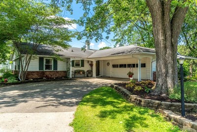 /international/us/3452-e-716-n-huntington-in-110100305191/