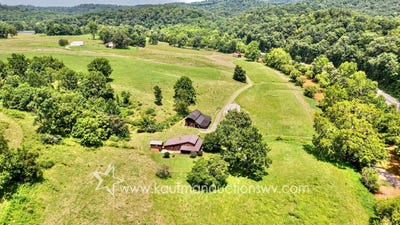 /international/us/135-cedar-lane-west-union-wv-110101146681/?lang=en