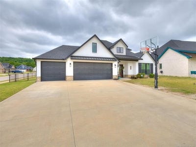 /international/us/18982-woodland-road-catoosa-ok-110107516955/