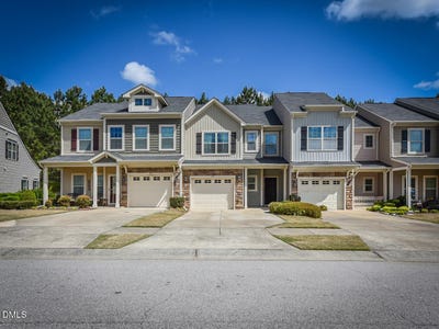 /international/us/155-cypress-hill-lane-holly-springs-nc-110107243943/