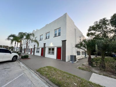/international/us/475-umatilla-boulevard-umatilla-fl-110108781399/
