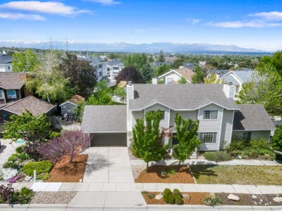/international/us/6896-hillside-village-cir-cottonwood-heights-ut-110107665423/