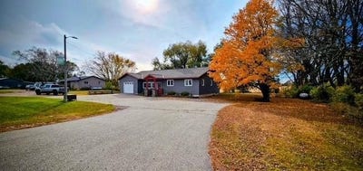 /international/us/117-memorial-drive-hoffman-mn-110120529800/