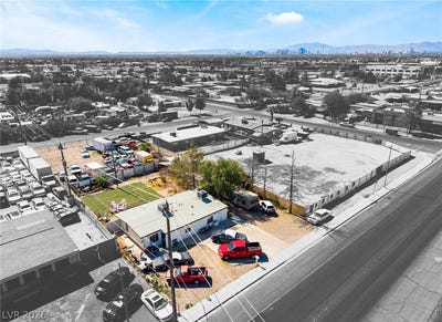 /international/us/5351-e-lake-mead-boulevard-las-vegas-nv-110120091780/