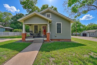 /international/us/1500-church-street-brenham-tx-110107880313/