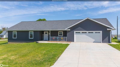 /international/us/204-e-2nd-street-haverhill-ia-110098651810/