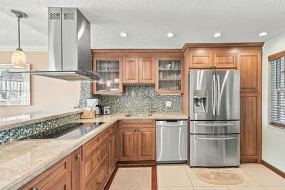 /international/us/3980-oaks-clubhouse-drive-pompano-beach-fl-110120484879/