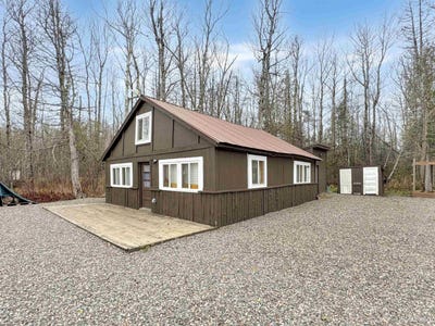 /international/us/234-w-lake-emily-road-iron-river-mi-110103395957/
