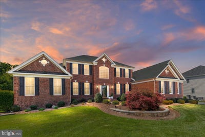 /international/us/5214-bonnie-brae-farm-drive-haymarket-va-110108017182/