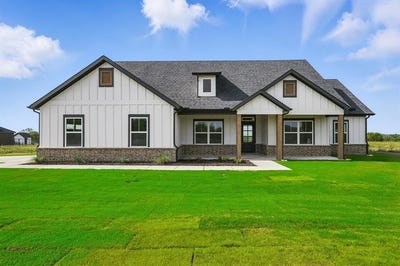 /international/us/169-gilmore-court-lipan-tx-110098484866/