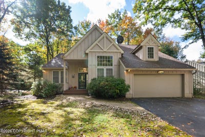 /international/us/217-sunset-pond-lane-pocono-pines-pa-110120154797/