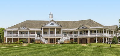 /international/us/7015-statesman-williamsburg-va-110083292166/