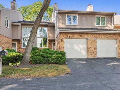 /international/us/22w132-butterfield-road-glen-ellyn-il-110110197941/