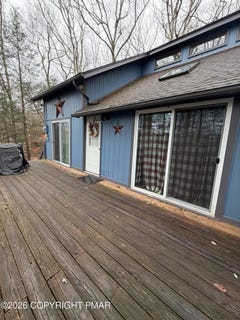 /international/us/128-ansted-court-bushkill-pa-110107155921/