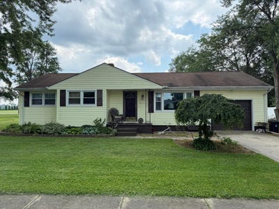 /international/us/16-horseshoe-dr-monroeville-oh-110100750548/