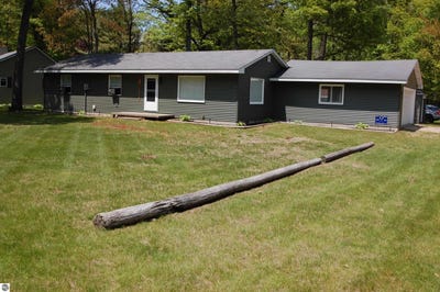 /international/us/4020-grass-lake-road-west-branch-mi-110099906417/